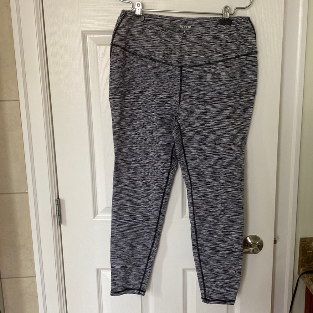 Torrid leggings 14-18